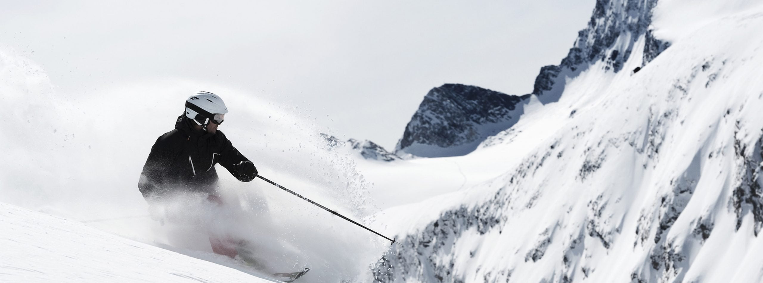 skiwear designer and factory Blue Associates Sportswear Ltd